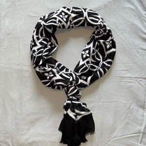 Vera Bradley Scarf in Concerto